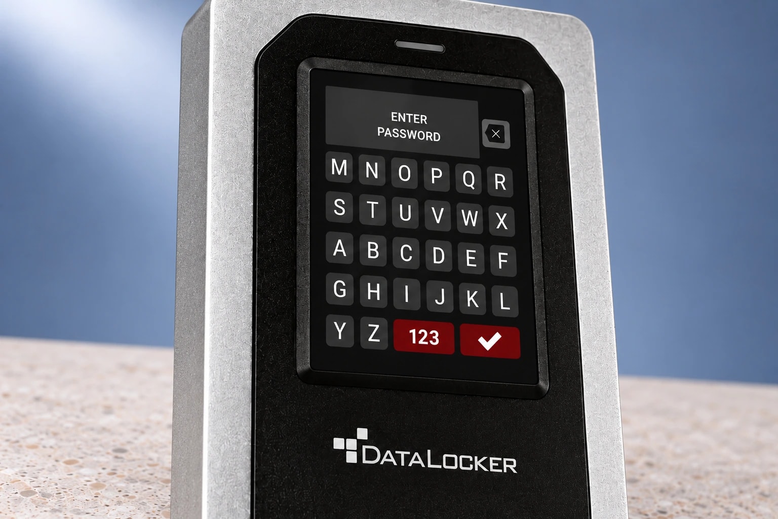 DataLocker DL4 FE, détail du produit en studio.