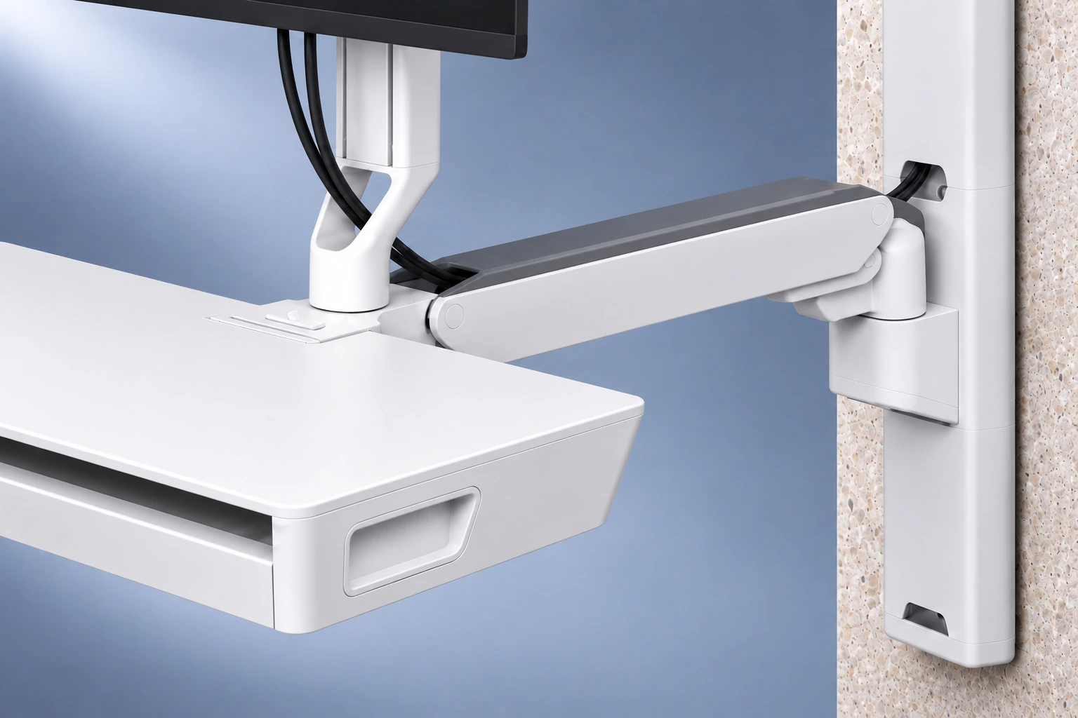 Ergotron CareFit Combo avec plan de travail, détail du produit en studio.